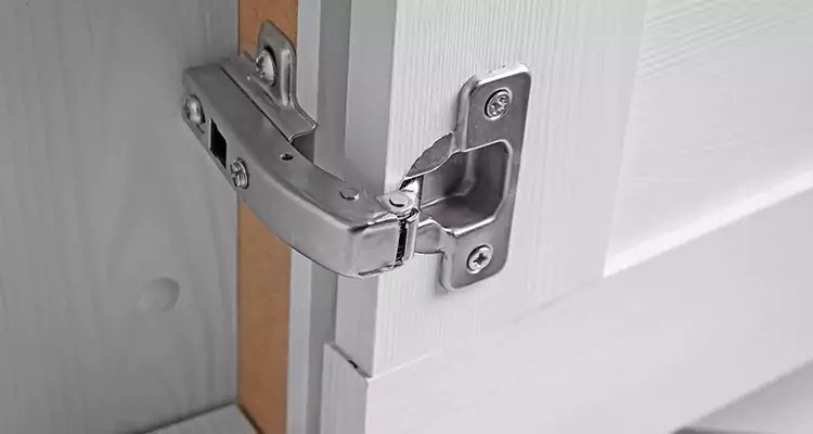 Shower Door Hinge Replacement in Los Gatos, CA
