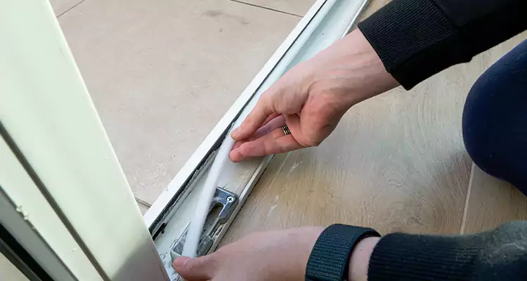 Garage Door Off Track Repair in Los Gatos, CA