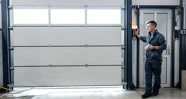 Modern Overhead Door Repair in Los Gatos, CA