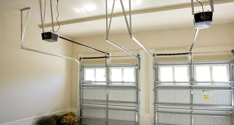 Residential Emergency Garage Door Repair in Los Gatos, CA